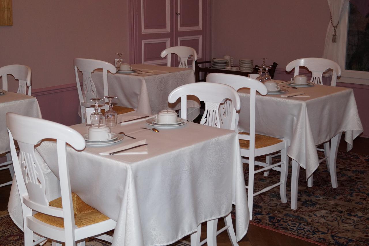 Hotel Au Chateau Blanc Saint-Aubin-lès-Elbeuf Eksteriør billede